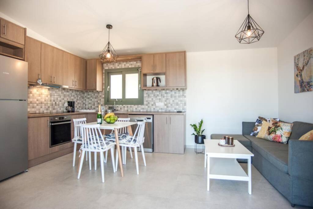 Villa Afrato Calma In Trapezaki-Private Pool -2 Br 트라페자키 외부 사진
